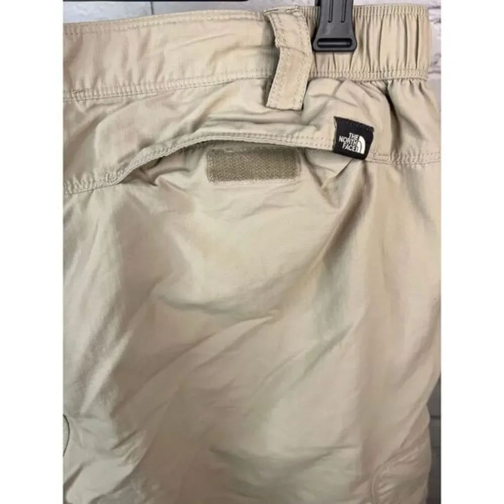 The‎ North Face Khaki Nylon Cargo Hiking Outdoor Shorts 9